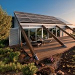 Twenty-Year Old Carbon Neutral Bioclimatic House in Spain Says “America, Where Have You Been?”